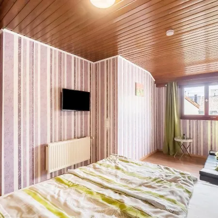 Holiday home Welcoming In With Garden *