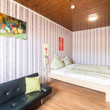 Holiday home Welcoming In With Garden *
