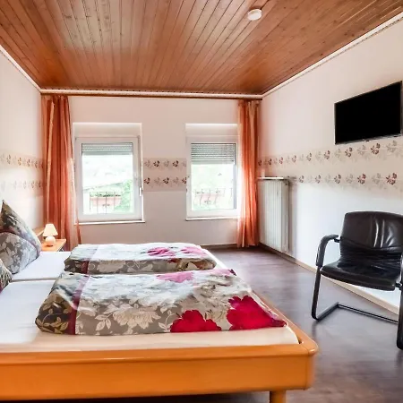 Holiday home Welcoming In With Garden *