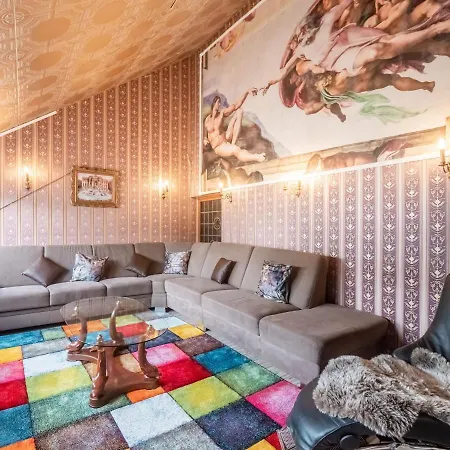 Welcoming In With Garden Holiday home *