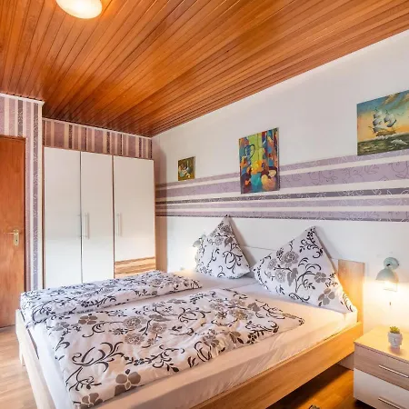 Welcoming In With Garden Holiday home