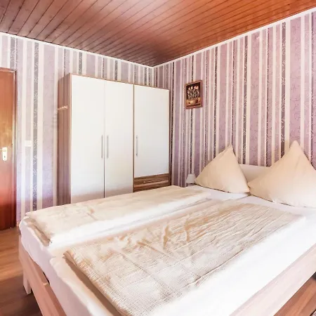 Holiday home Welcoming In With Garden Kinheim